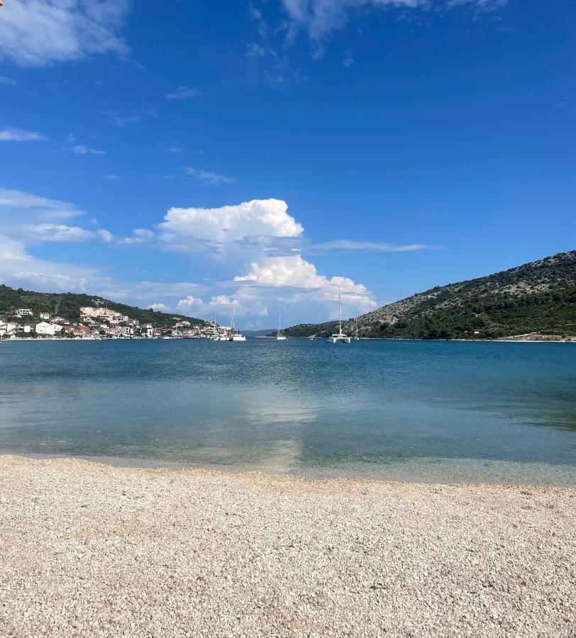 VinišćeProvidenca公寓 外观 照片