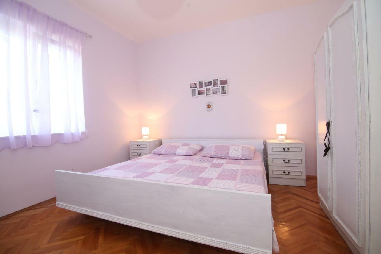 VinišćeProvidenca公寓 外观 照片